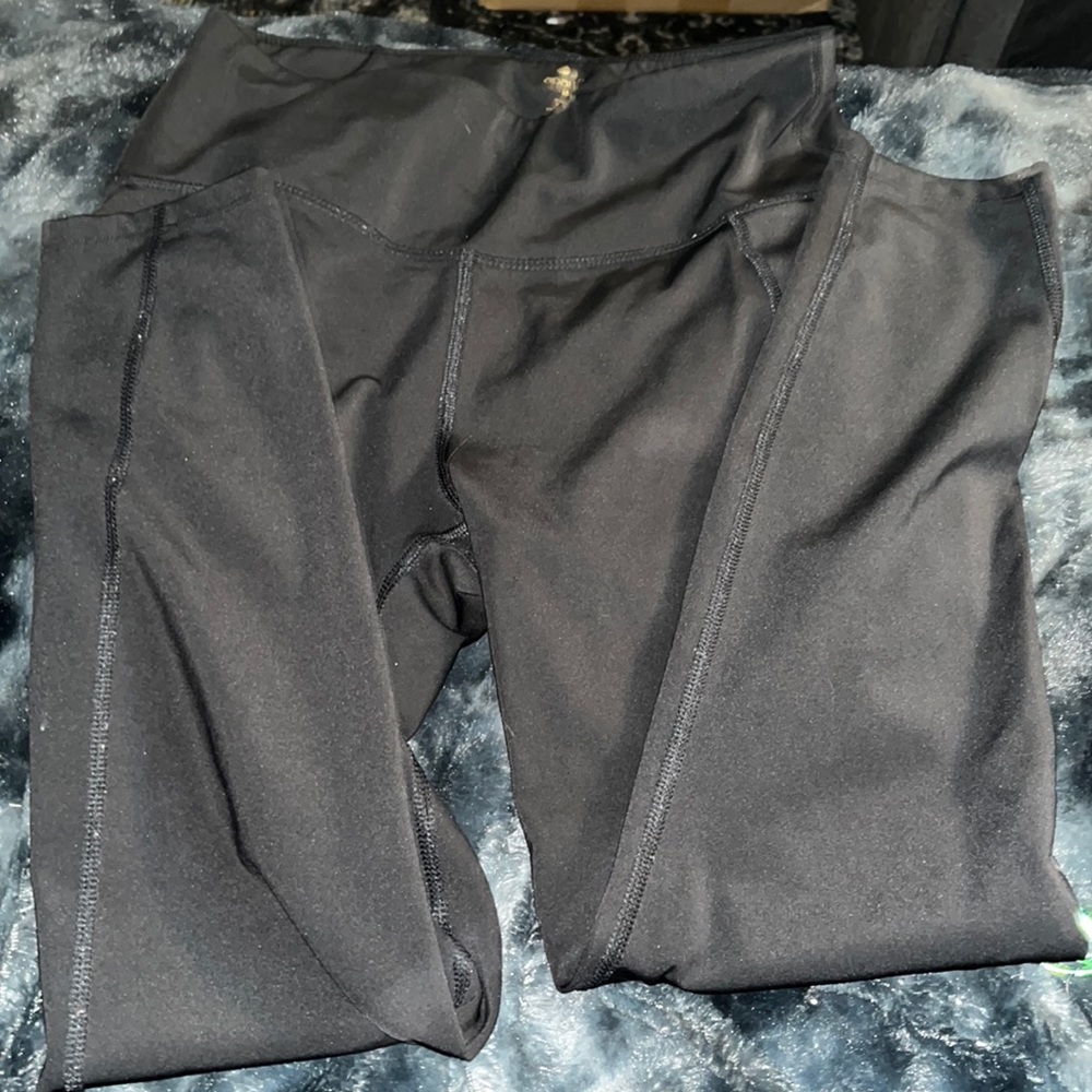 Black leggings